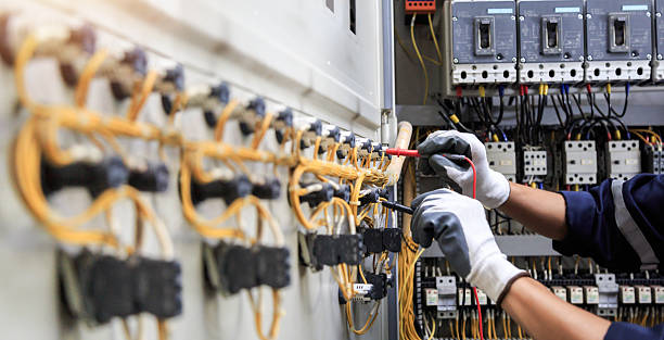 Professional Generator Installation technician working in Harbor Bluffs, FL